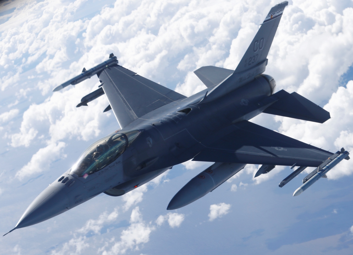 Tiêm kích F-16 là “lựa chọn tốt nhất” cho không quân Ukraine?